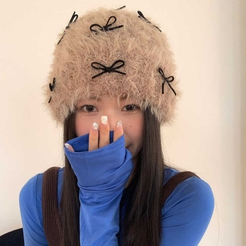 【予約販売】ファー 帽子 ニット帽 レディース ベージュ リボン ふわふわ もこもこ ボア ボリューム 可愛い 防寒 暖かい 秋 冬 こなれ感 お洒落  韓国 トレンド