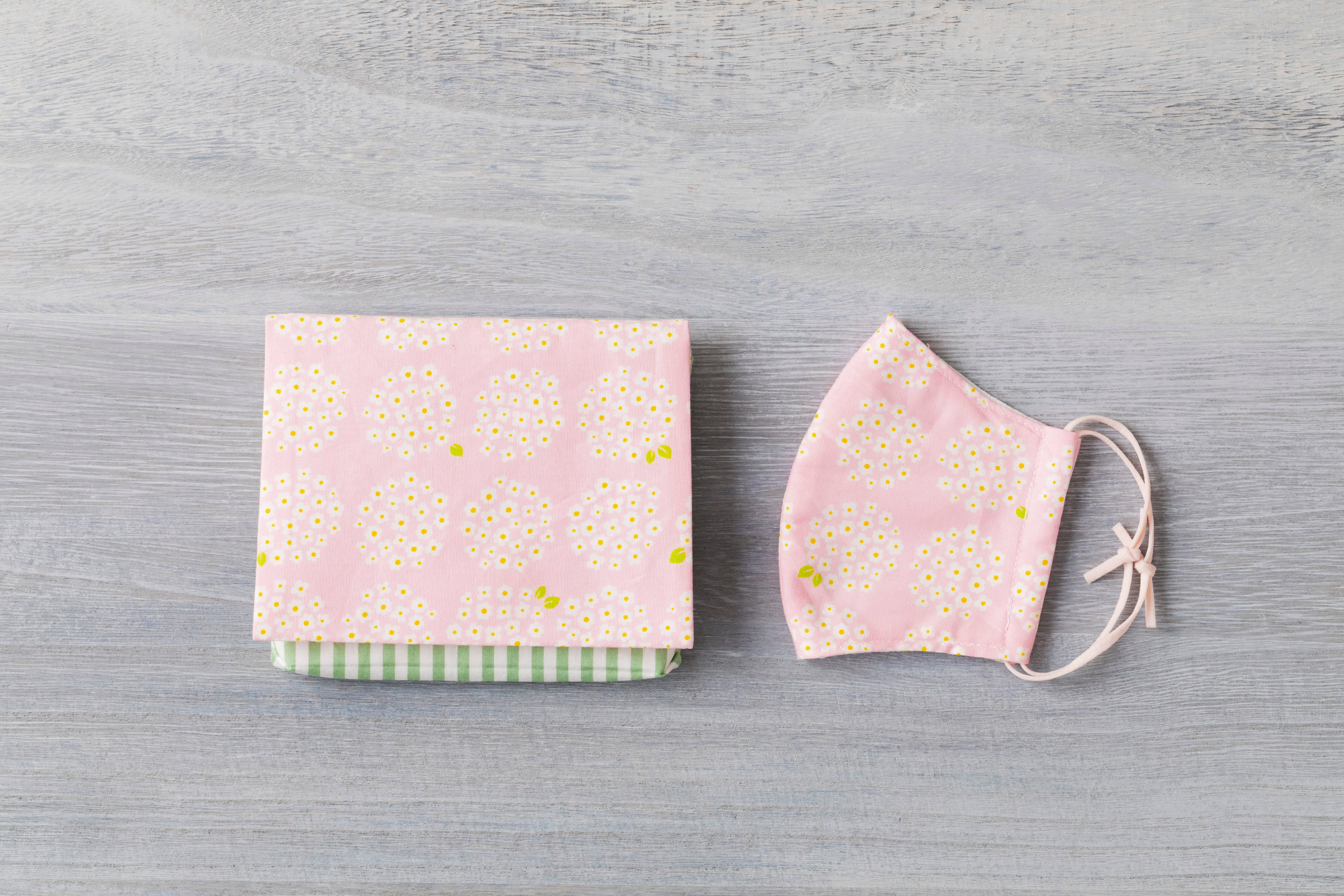 移動ポケット あじさい柄 ピンク(子ども用マスクプレゼント)