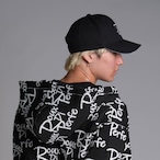 ロゴ刺繡キャップ