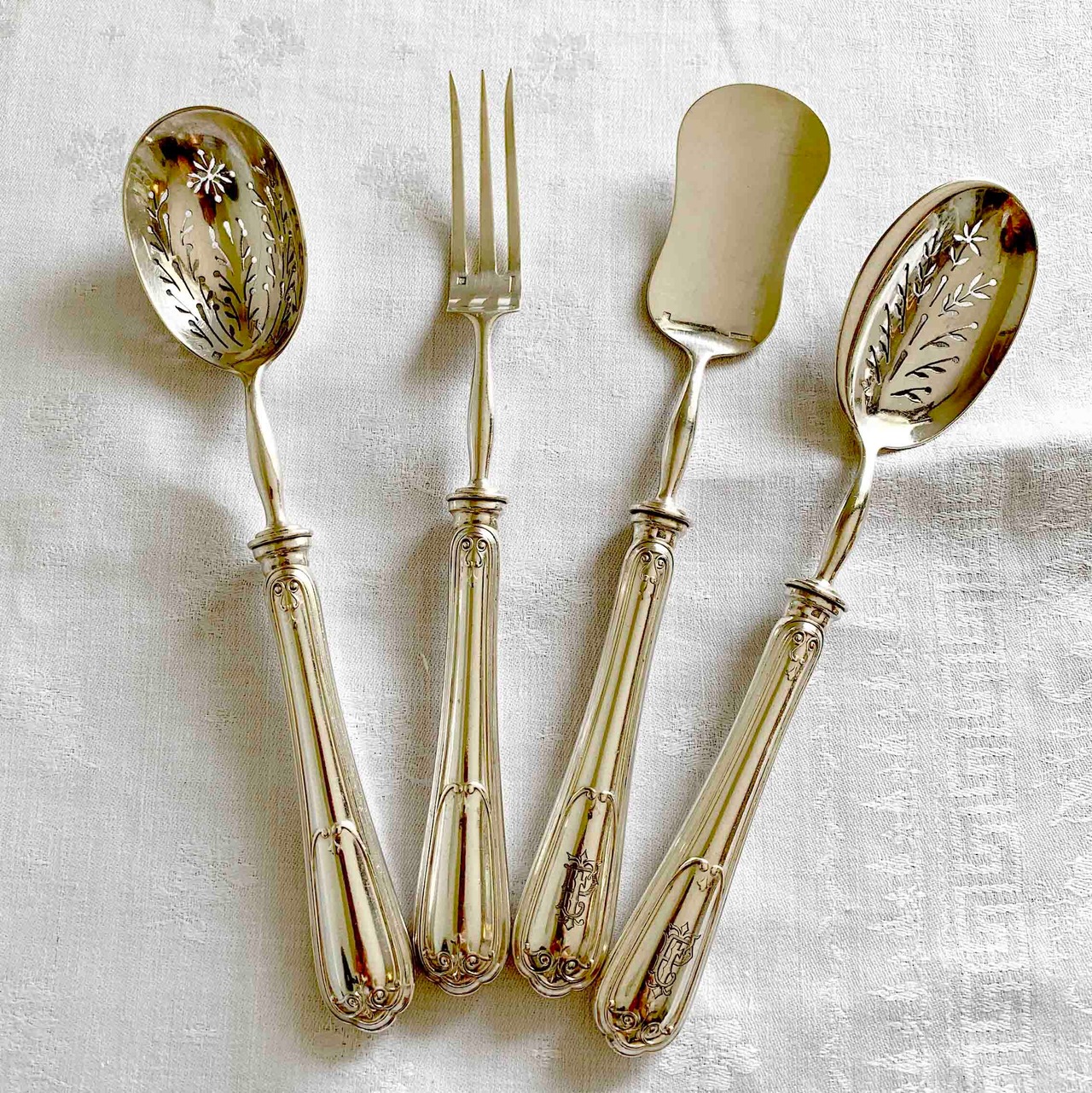 クリストフル ミニャルディーズ　小さなお菓子用サーバー　4本セット　アフタヌーンティー　お茶会 12TWbs48