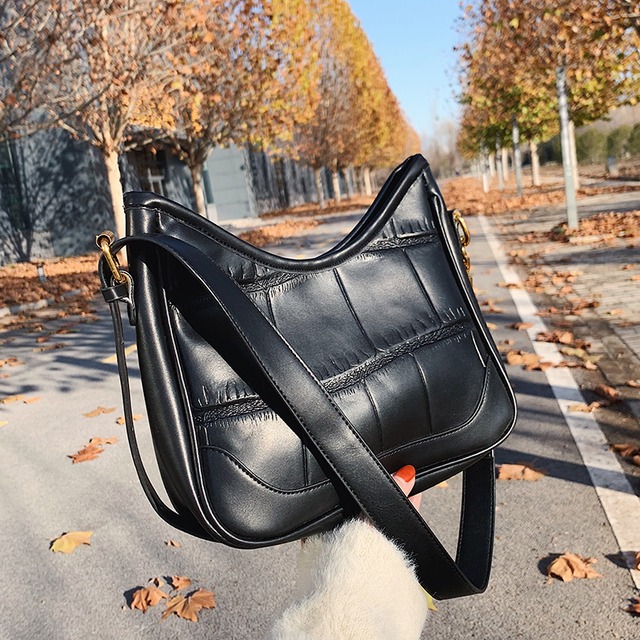 ワンショルダー メッセンジャーバッグ Tiancai_Wing_Bag70564185393