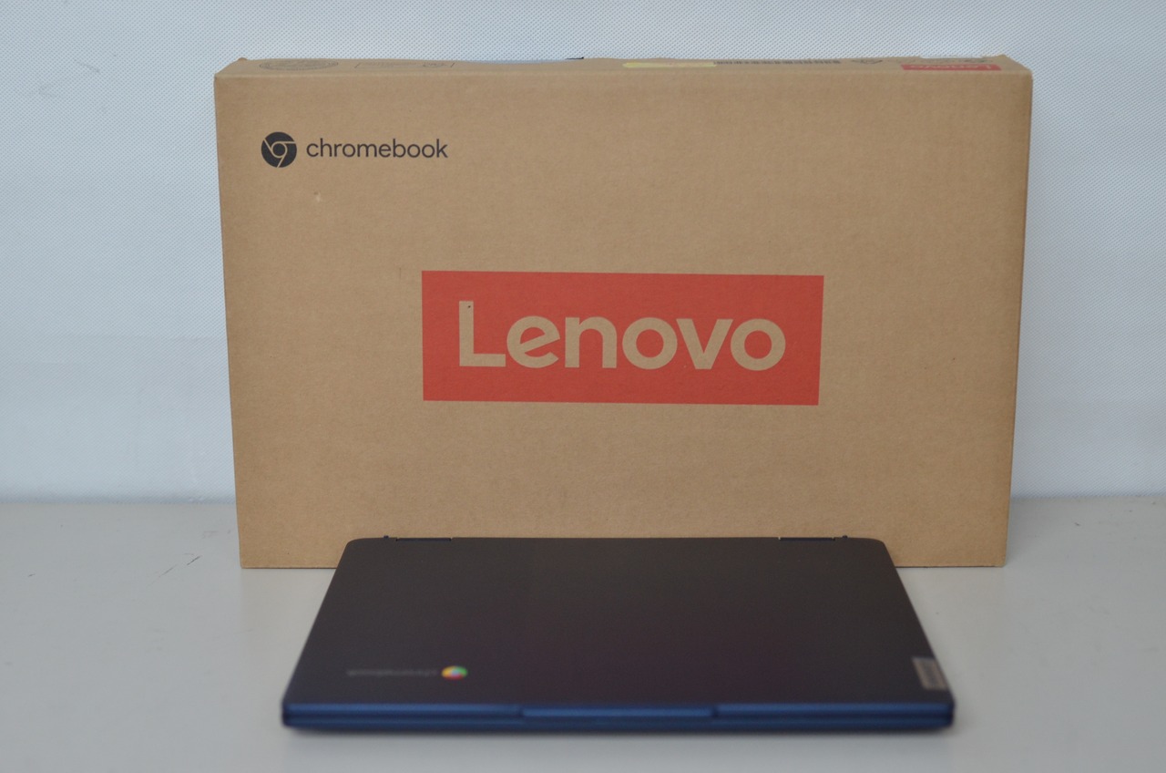 中古良品ノートパソコン LENOVO IdeaPad Flex 3 Chromebook 12IAN8 