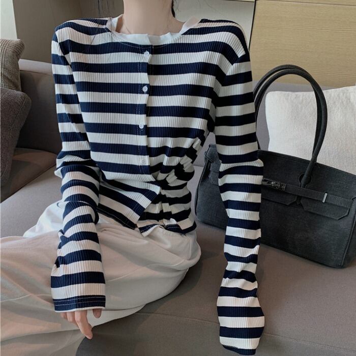 スタイルラウンドネックTシャツ シャツ オータム薄手スタンダードストライプサイドボタンニットカーディガンレディース レトロ 秋物 Oネック ハンチェンe11000911272