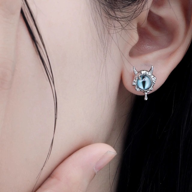 Devil's eye drop-shaped stud earrings【3color】 C0932