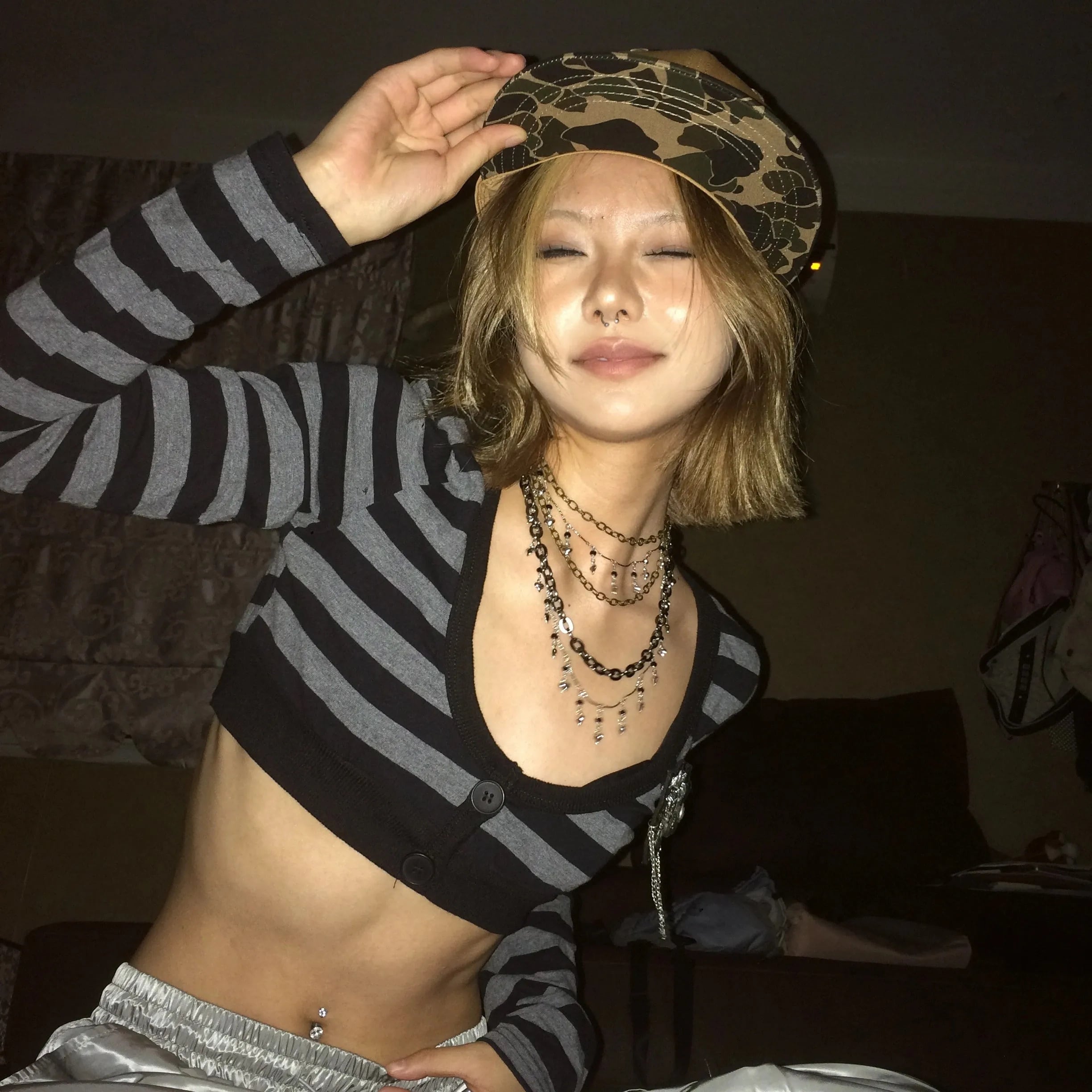 ボーダー柄 ショート丈 ロンT ボレロ Tシャツ 長袖 トップス 韓国 ボーダー柄 ショート丈 ロンT ボレロ Tシャツ 長袖 トップス 韓国