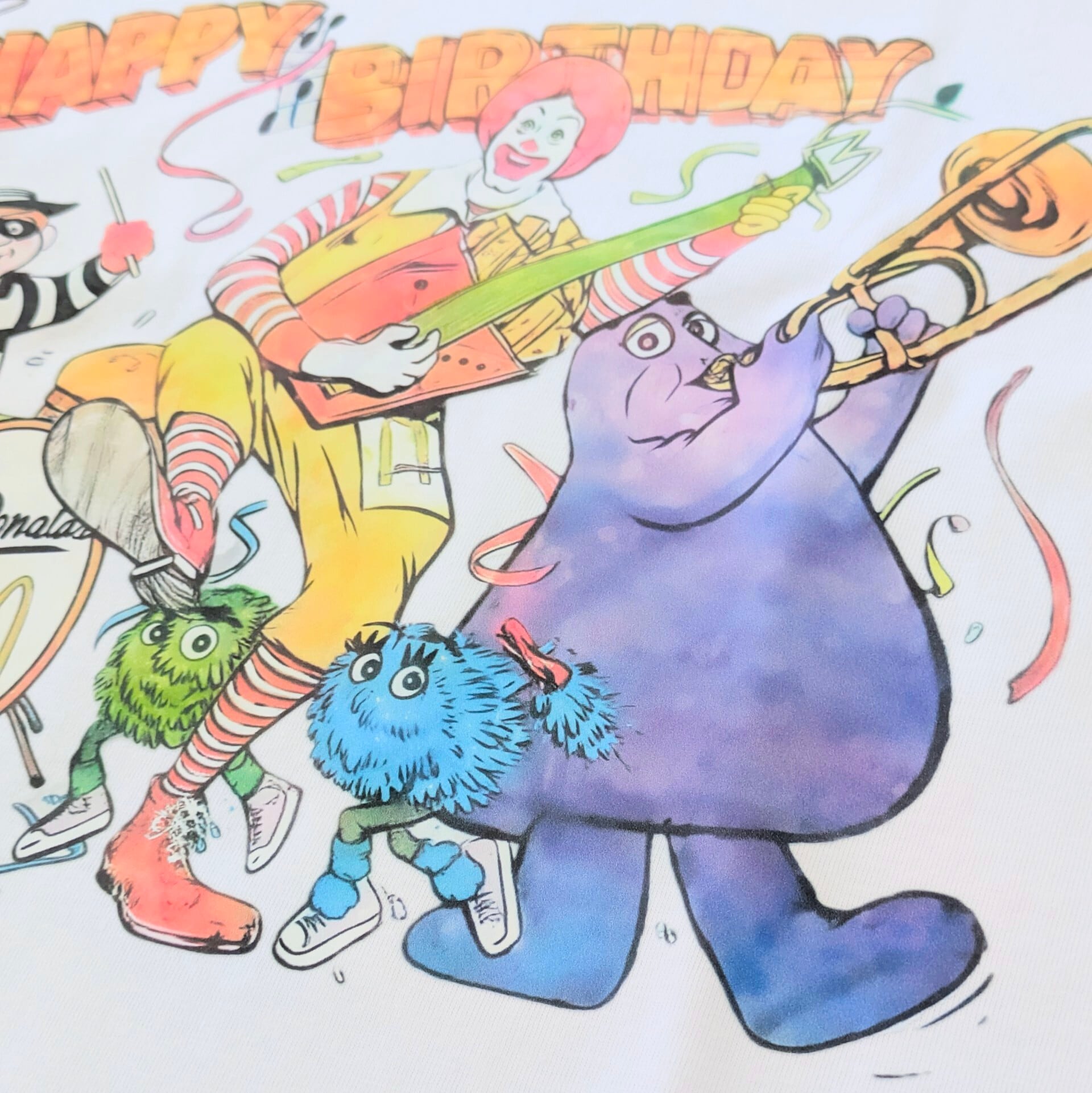 【 McDonald's ( マクドナルド 】『HAPPY BIRTHDAY』Tシャツ 〚アメリカン雑貨 アメトイ〛