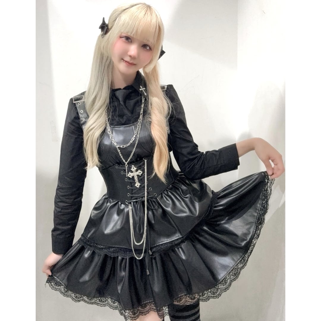 9/26 完売→再入荷！】新作☆クロスチェーン☆コルセットベルト