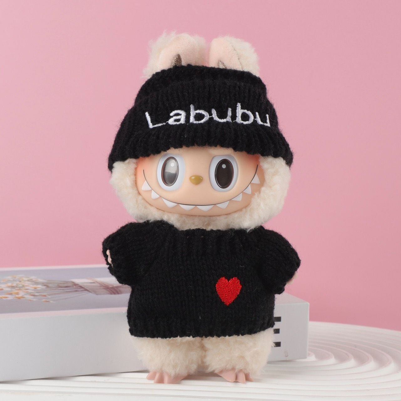 LABUBU 着せ替え 17cm ラブブ服 ブラック 黒 ホワイト 白 ロゴ刺繡入り