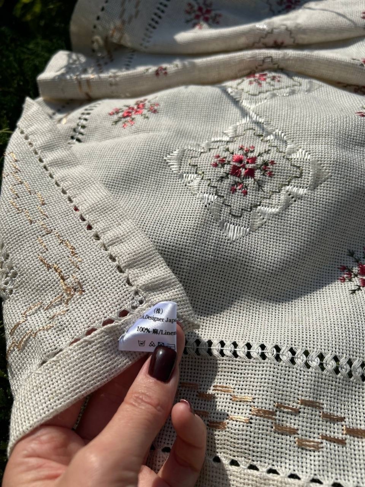 ウクライナ伝統手刺繍祭具タオル「ルシニク」　テーブルランナー - 3