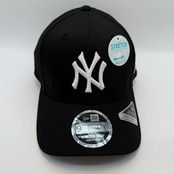 NEW ERA 9FIFTY/950SS ニューヨーク・ヤンキース　ブラック×ホワイト