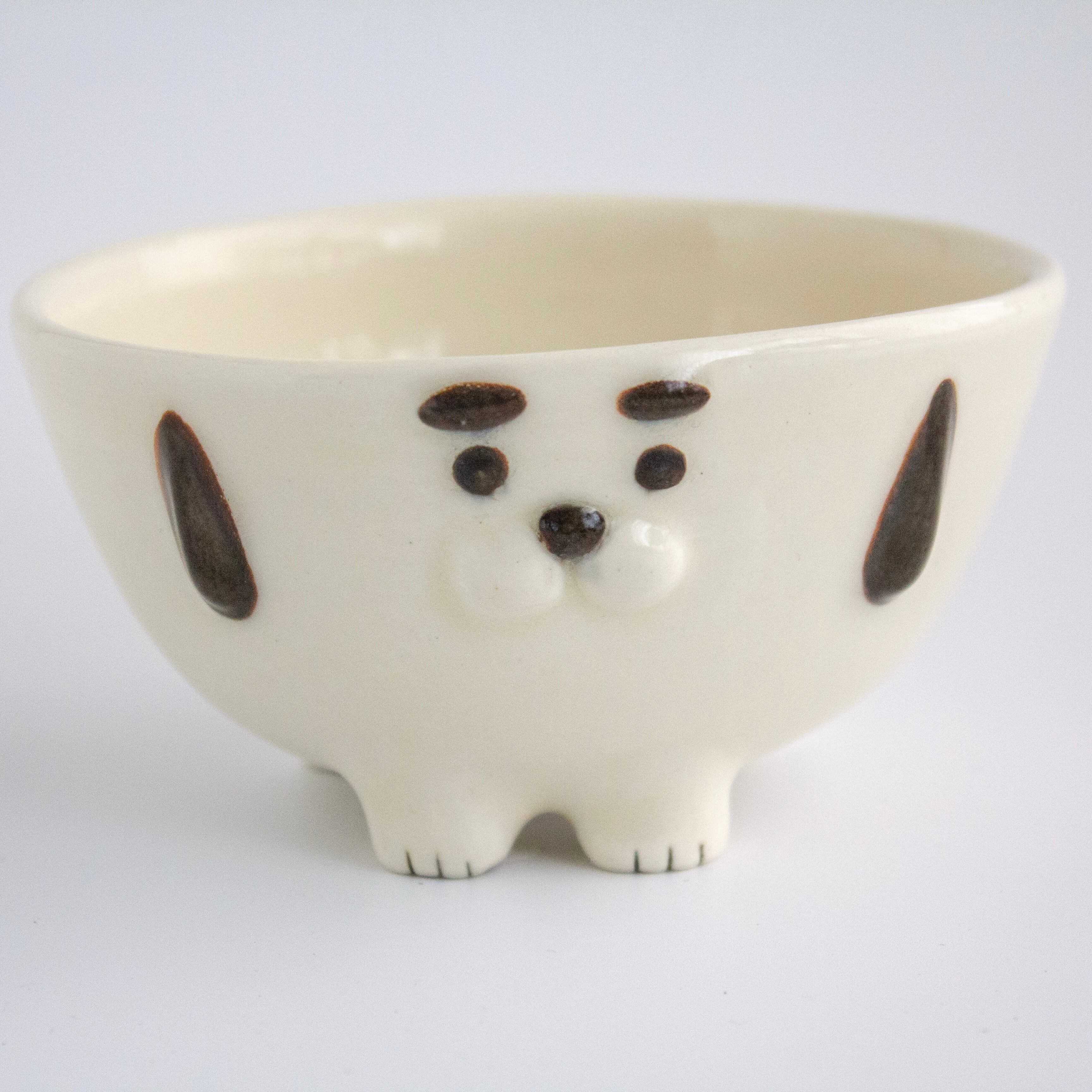 ⑧まゆ毛犬のお茶碗