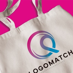 次なる品質 Q のロゴ