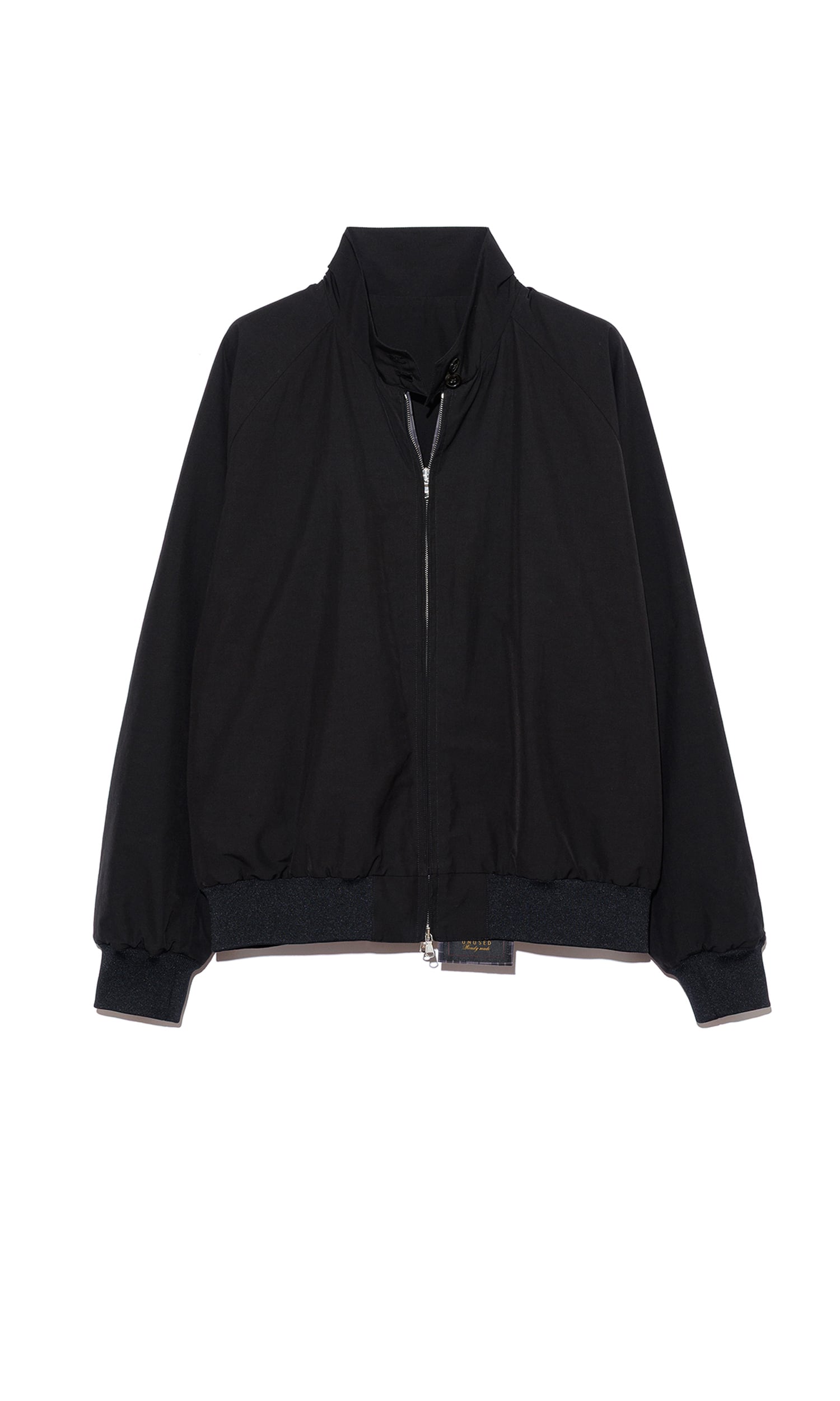 US2567 / 002 / BARACUTA