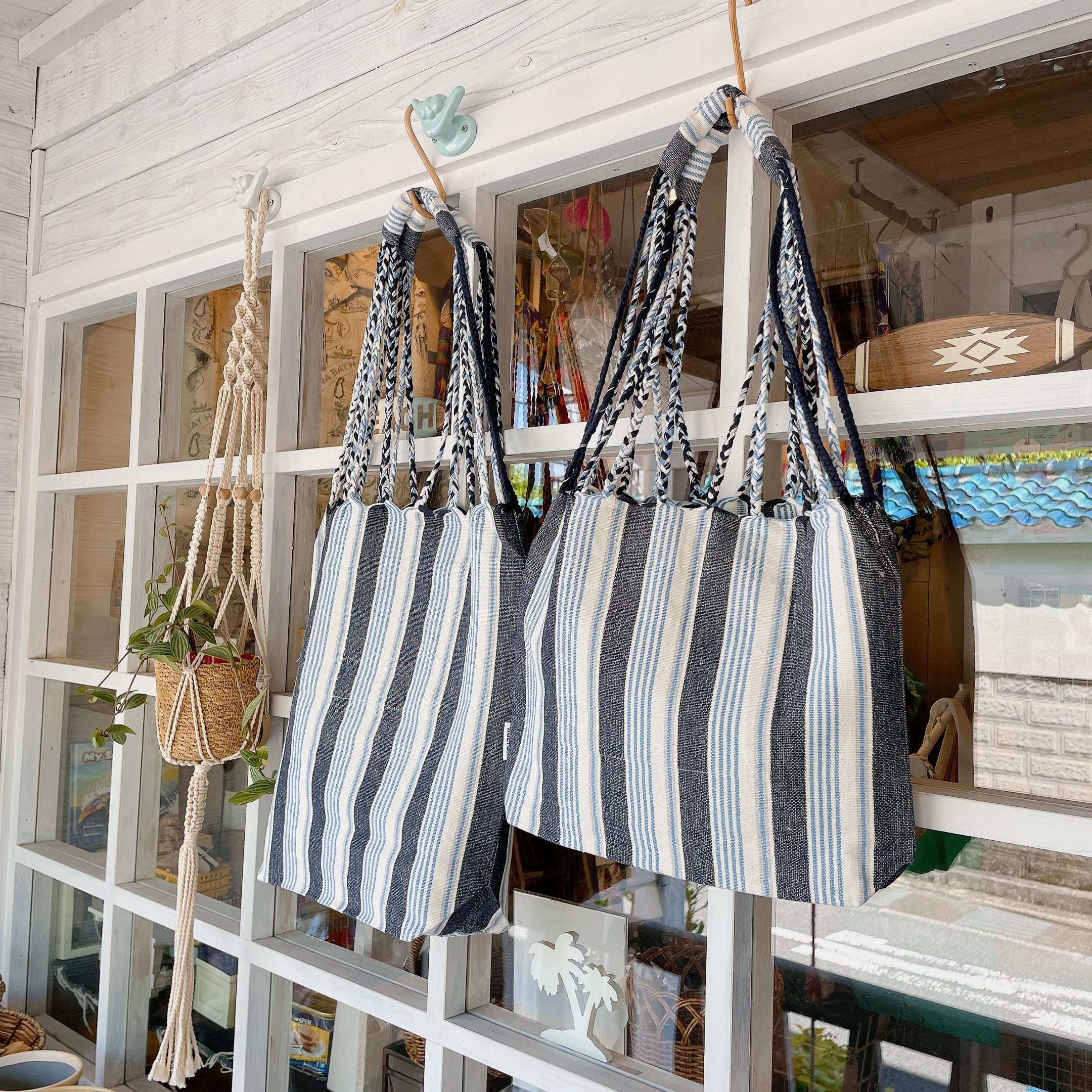 新品！Las Olitas POUCH ショルダーバッグ 斜め掛けバッグ | STORES