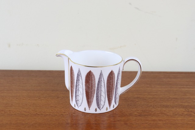 スージークーパー　ハイドパーク　ミルクジャグ　クリーマー　hyde park　イギリス　ヴィンテージ　食器　Susie Cooper　に2552