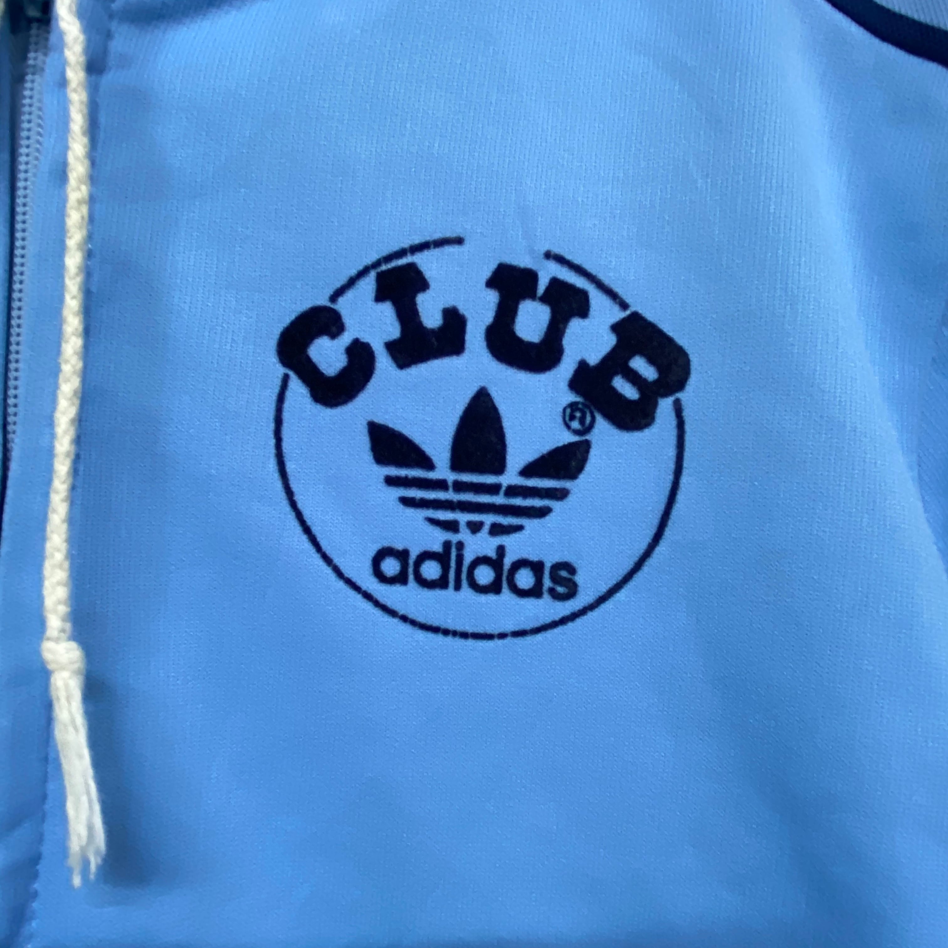 70〜80年代 VENTEX社製 adidas アディダス CLUB ADIDAS クラブアディダス ジャージパーカー トラックジャケット  ヴィンテージ ライトブルー 水色 メンズXS レディースM相当 古着【ジャージ・トラックジャケット】 | cave 古着屋【公式】古着通販サイト