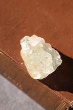 フローライト「陽だまり」Fluorite ◇ 天然石 鉱物 パワーストーン 原石 | st00400
