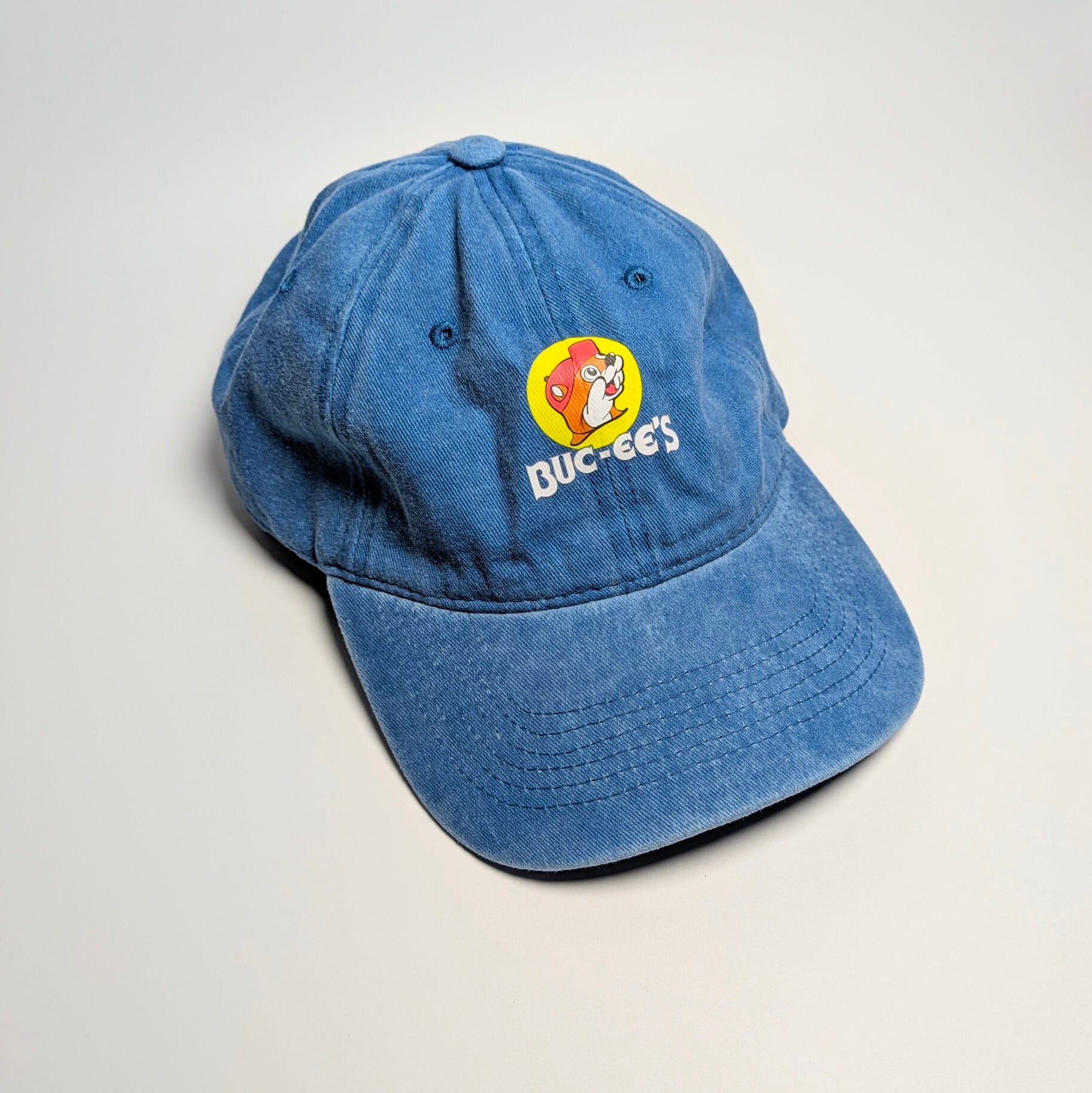 ♧ 再入荷！【 Buc-ee's（バッキーズ） 】 6パネルCAP / ベースボールキャップ / ウォッシュ加工 / ピグメント加工 〚アメリカン雑貨 アメトイ〛