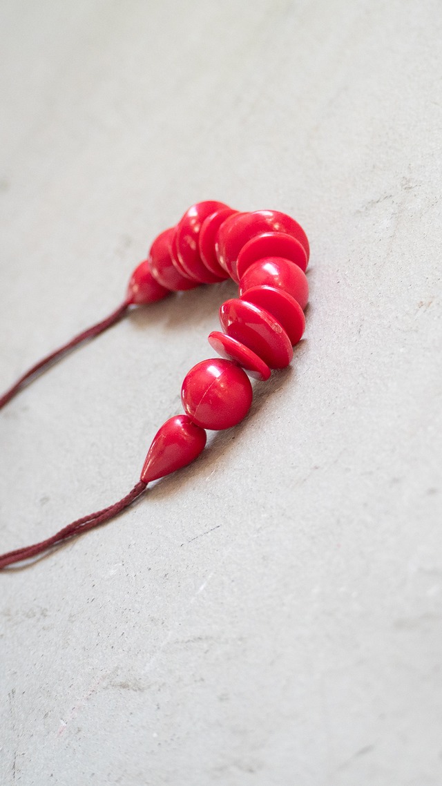 unknown used Red multi shape beads necklace