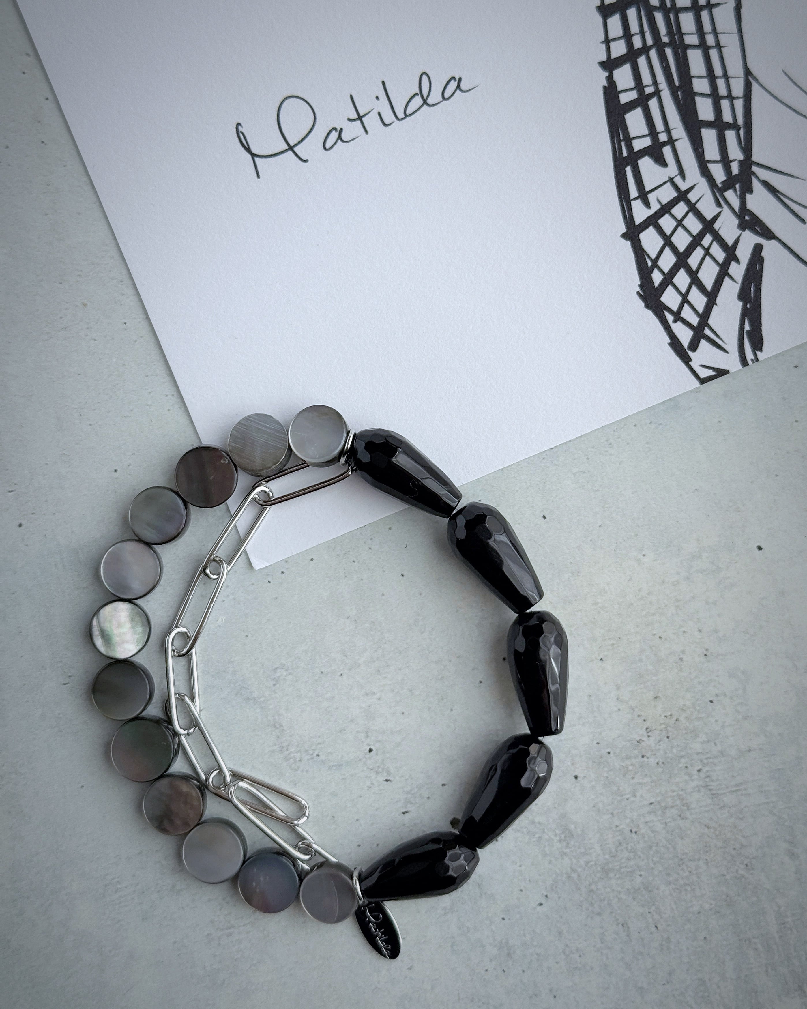 Chain & stone bracelet(オニキス×シェル)