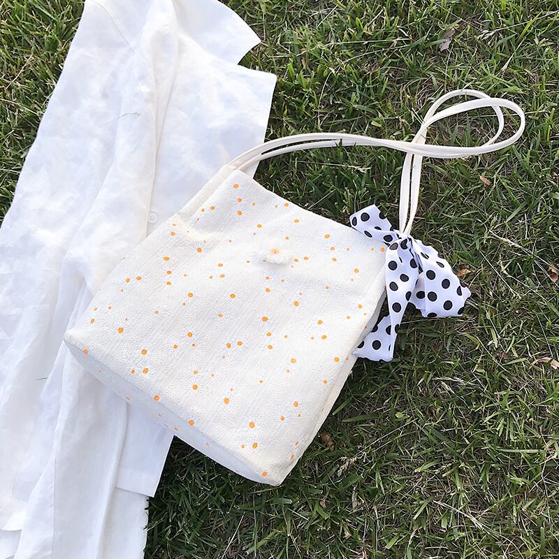 新しい小さなバッグ女性バッグ2020夏の新しいトレンディな野生のショルダーバッグinsネット赤ファッションバケットバッグ Tiancai_Wing_Bag1365766