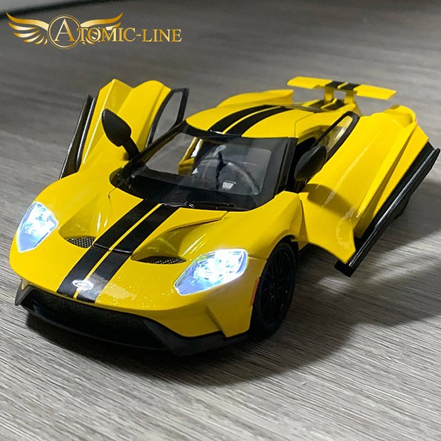 FORD フォードGT エコブースト 1/24 ミニカー 全4色 ライト点灯 エンジンサウンド 合金モデル 模型 ジオラマ