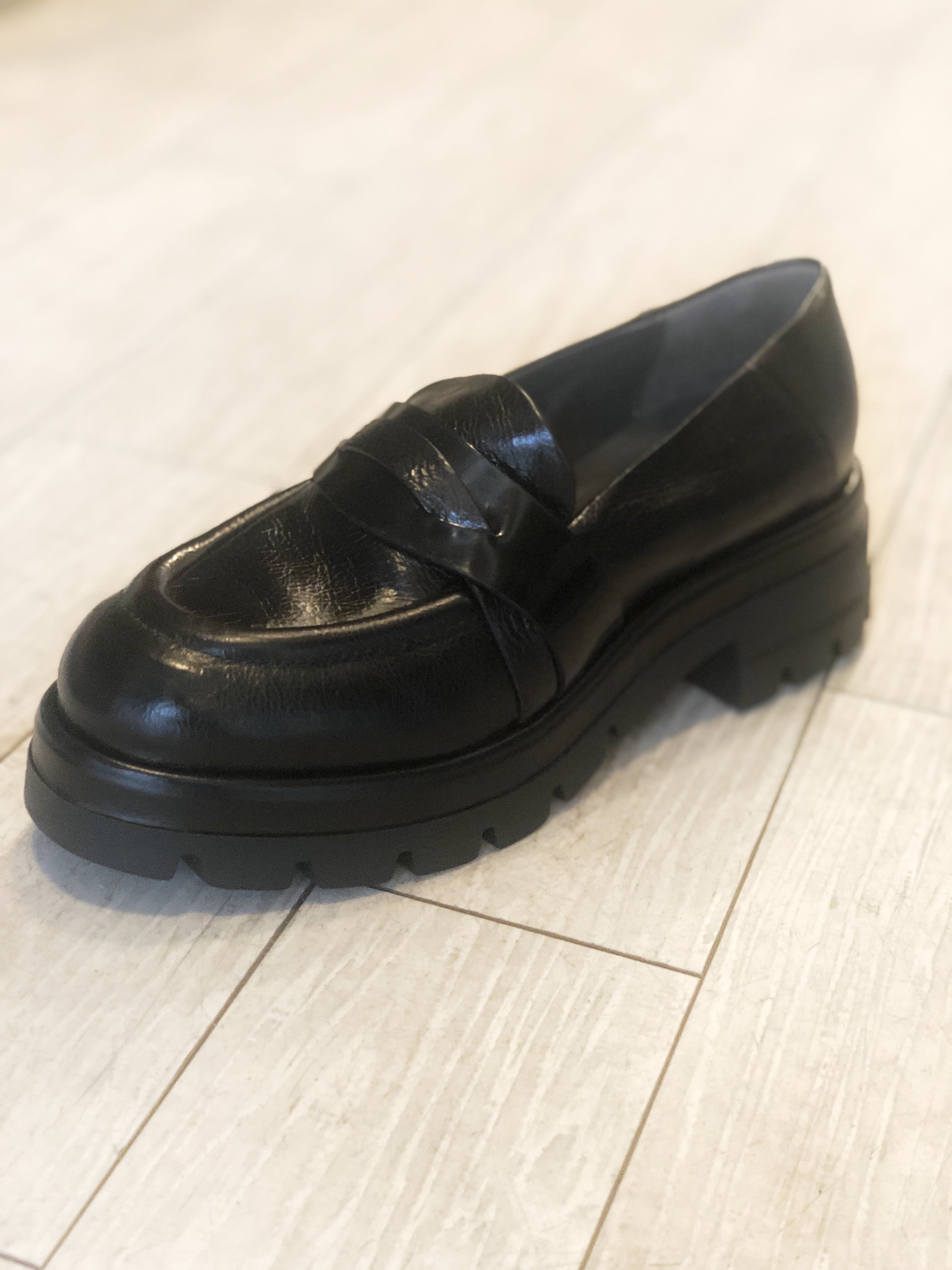 GUCCI square-toe loafer shoes MADE IN ITALY | PAY ID