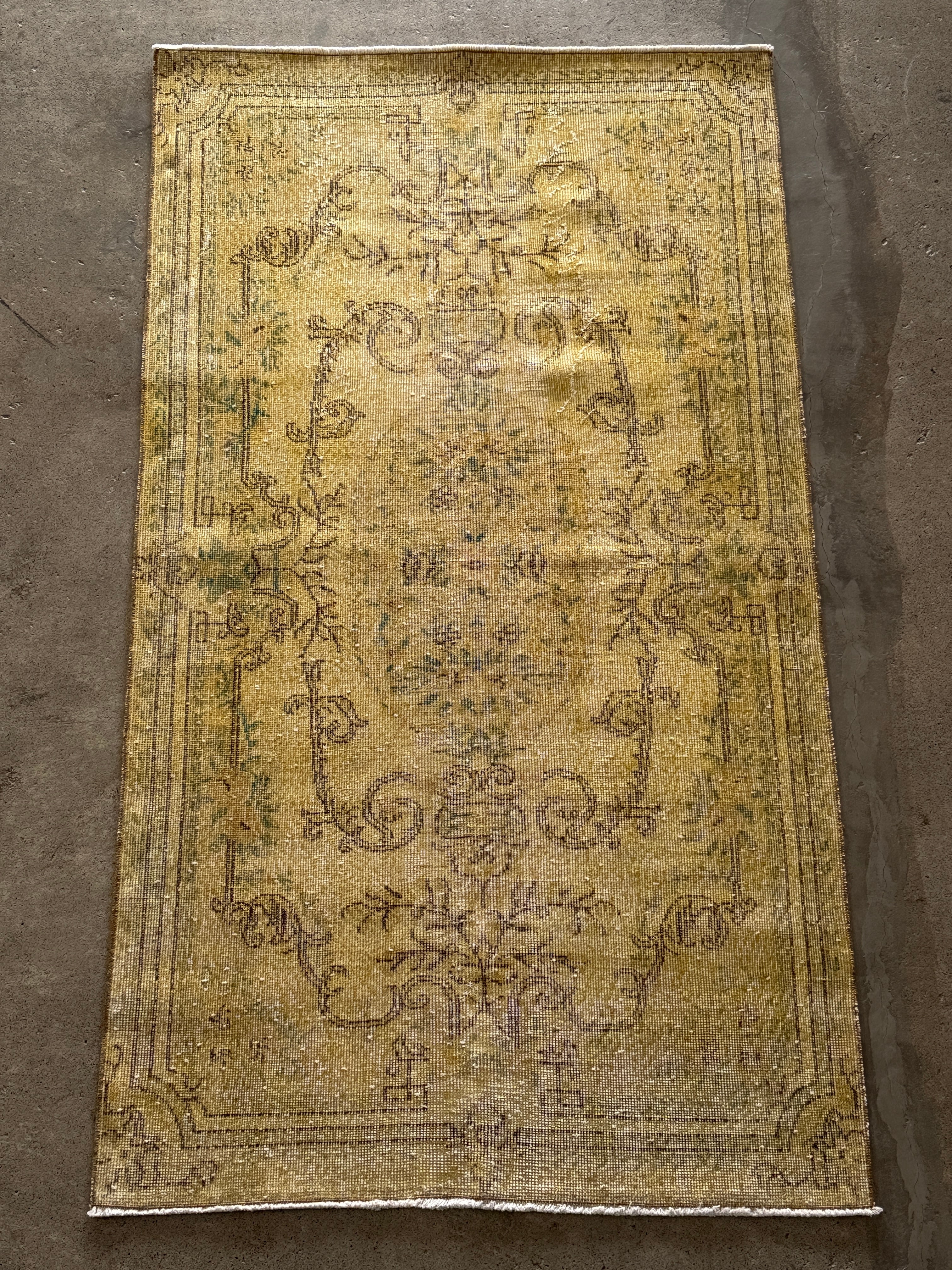 【送料込み】ヴィンテージ トルコラグ イスパルタ絨毯 113x203 TRB3912