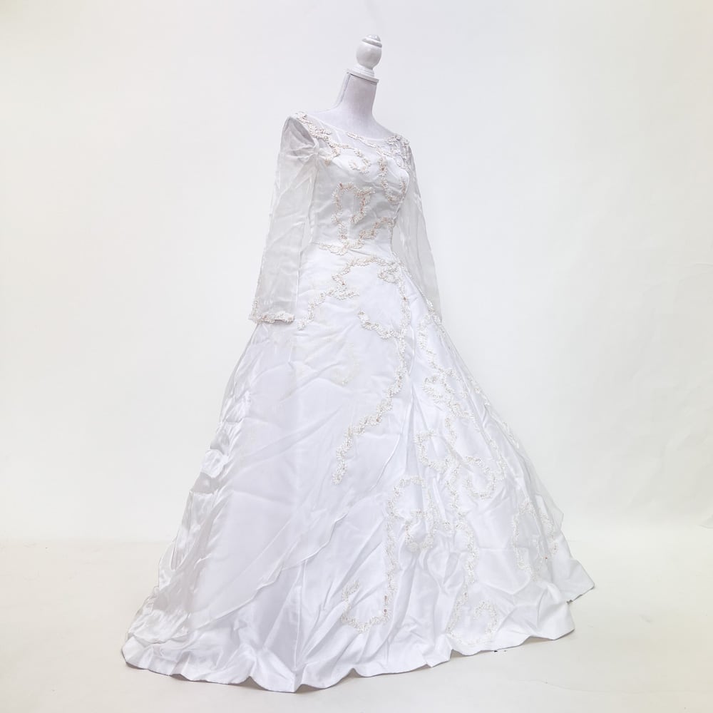 ウェディングドレス 9号T 長袖 中古 Aライン オフホワイト 結婚 ウェディングドレス 9号T 長袖 中古 Aライン オフホワイト 結婚
