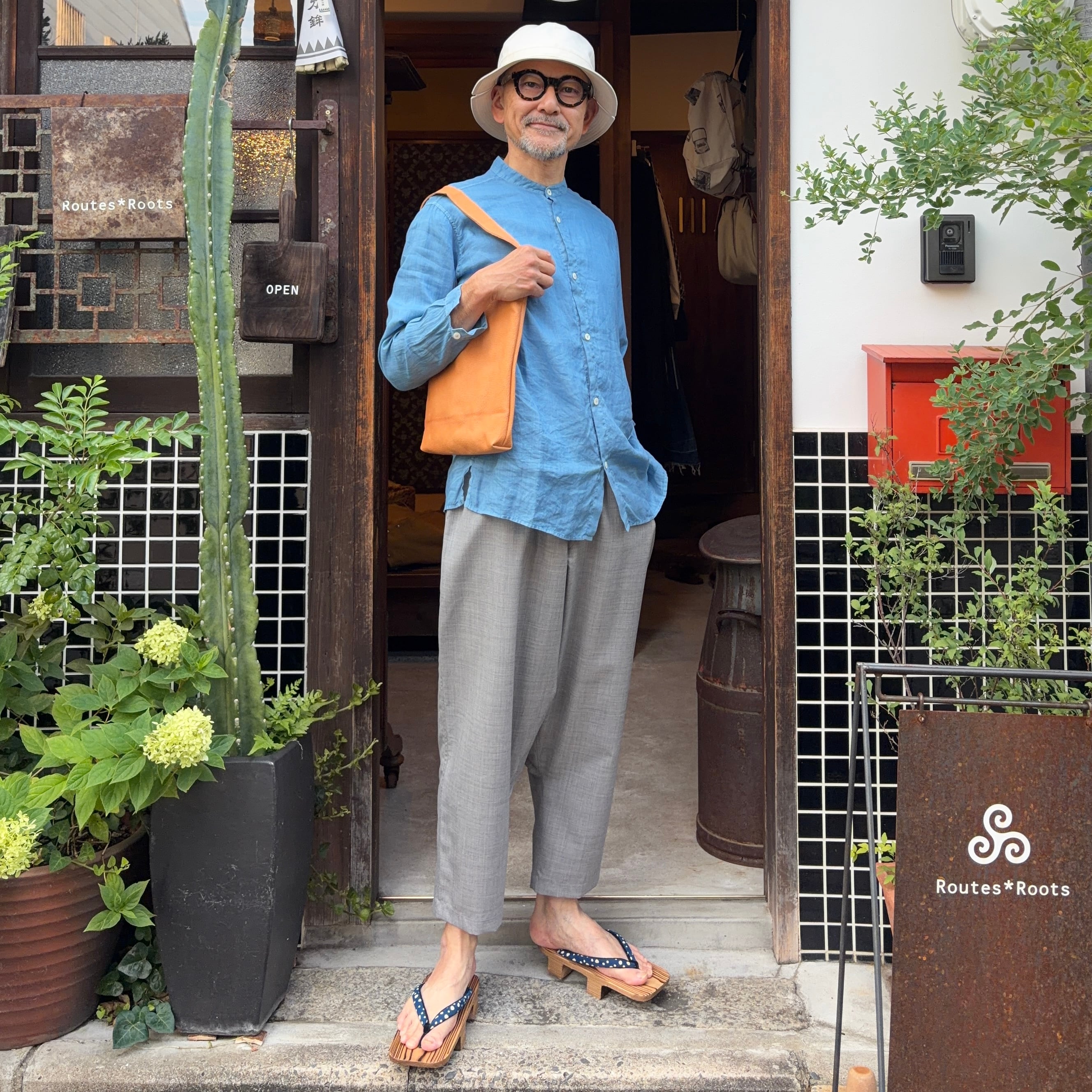 MITTAN PT-73 エアリーウールパンツ 薄灰 | Routes*Roots