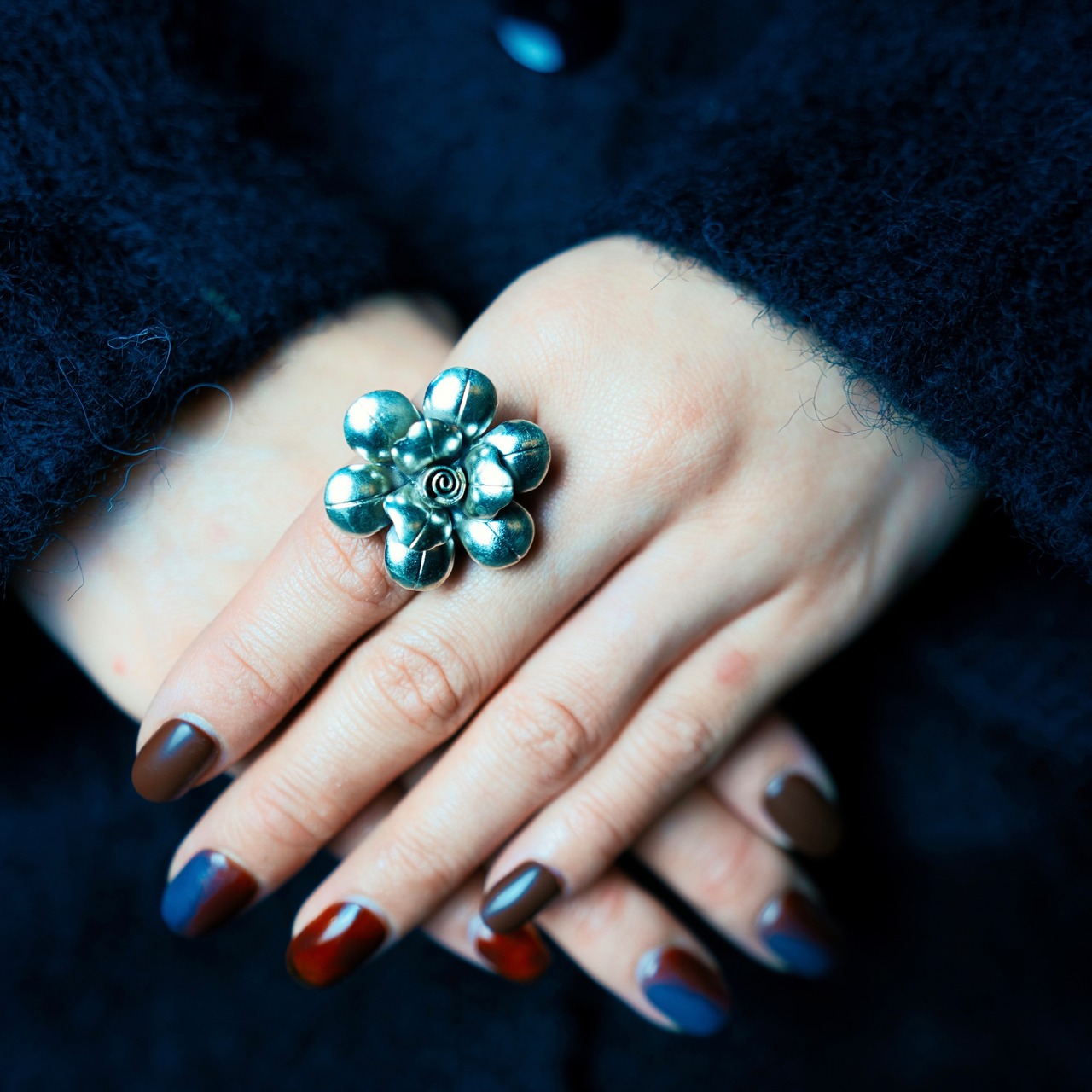 Karen silver , ring
