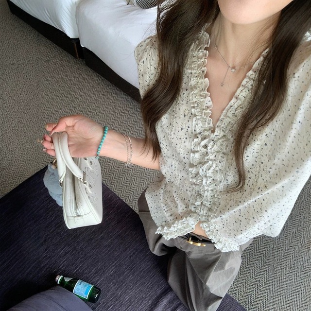 【ブラウス】 ブラウス レディース 半袖 おしゃれ オフィス 体型カバー 着痩せ トップス シャツ ブラウス 韓国 ブラウス フリル 春 夏 秋 20代 30代 40代 50代 シンプル オフィス レディース フォーマル きれいめ ドット S M L