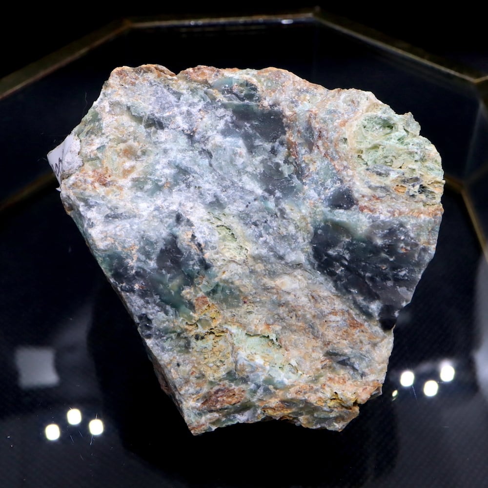 自主採掘！プラズマアゲート 291,6g AG212 原石 天然石 鉱物