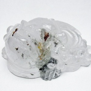 1Kg 水晶 手彫り-卓上置物-キンセン-金蟾 ガーデンクォーツ 一点物 154-113