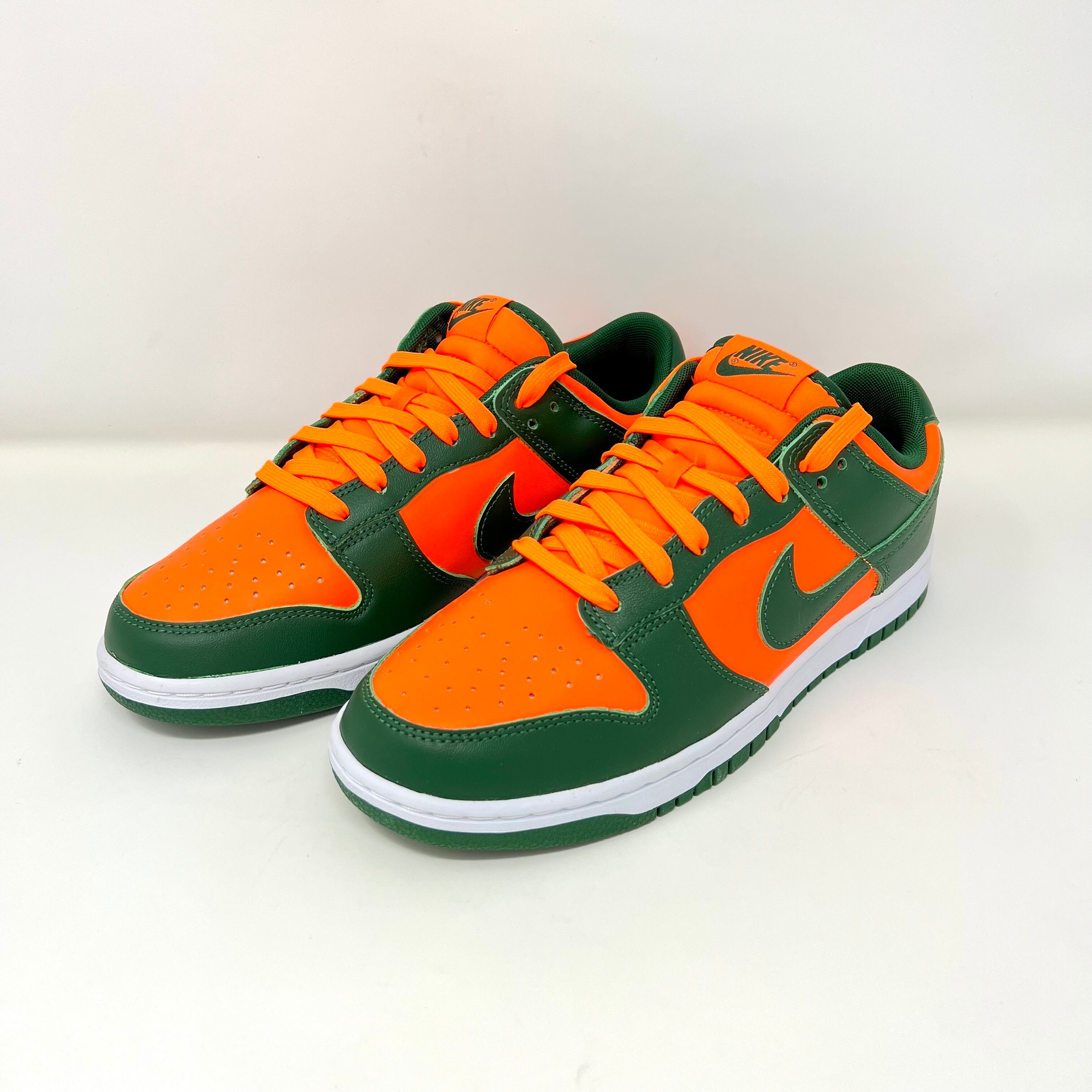 ナイキ ダンク ロー マイアミ ハリケーンズ Nike DUNK LOW DD1391-300