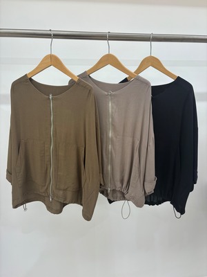 【le vent souffle】リネンミックス　ノーカラー7部袖ブルゾン　S022