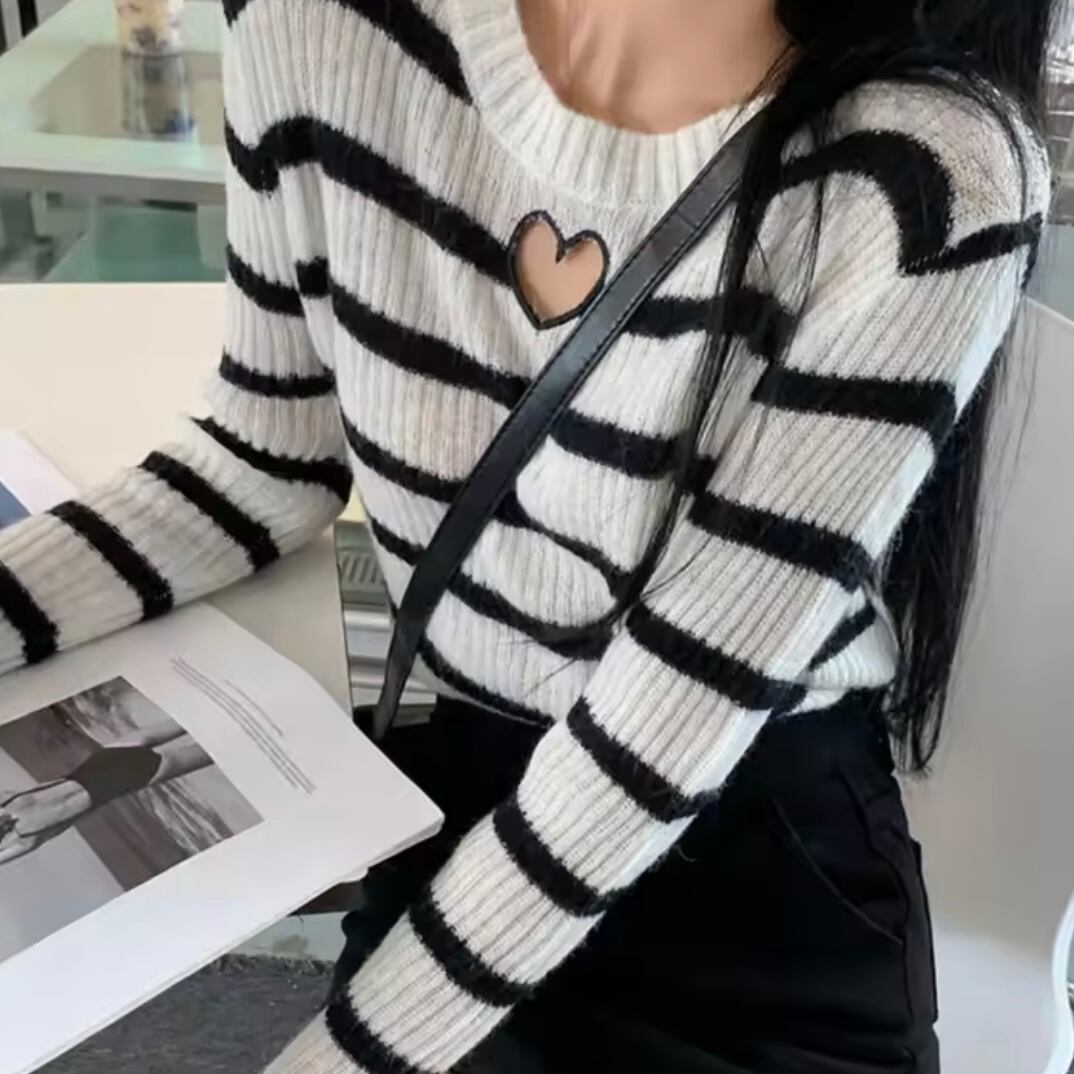 heart cutting border knit