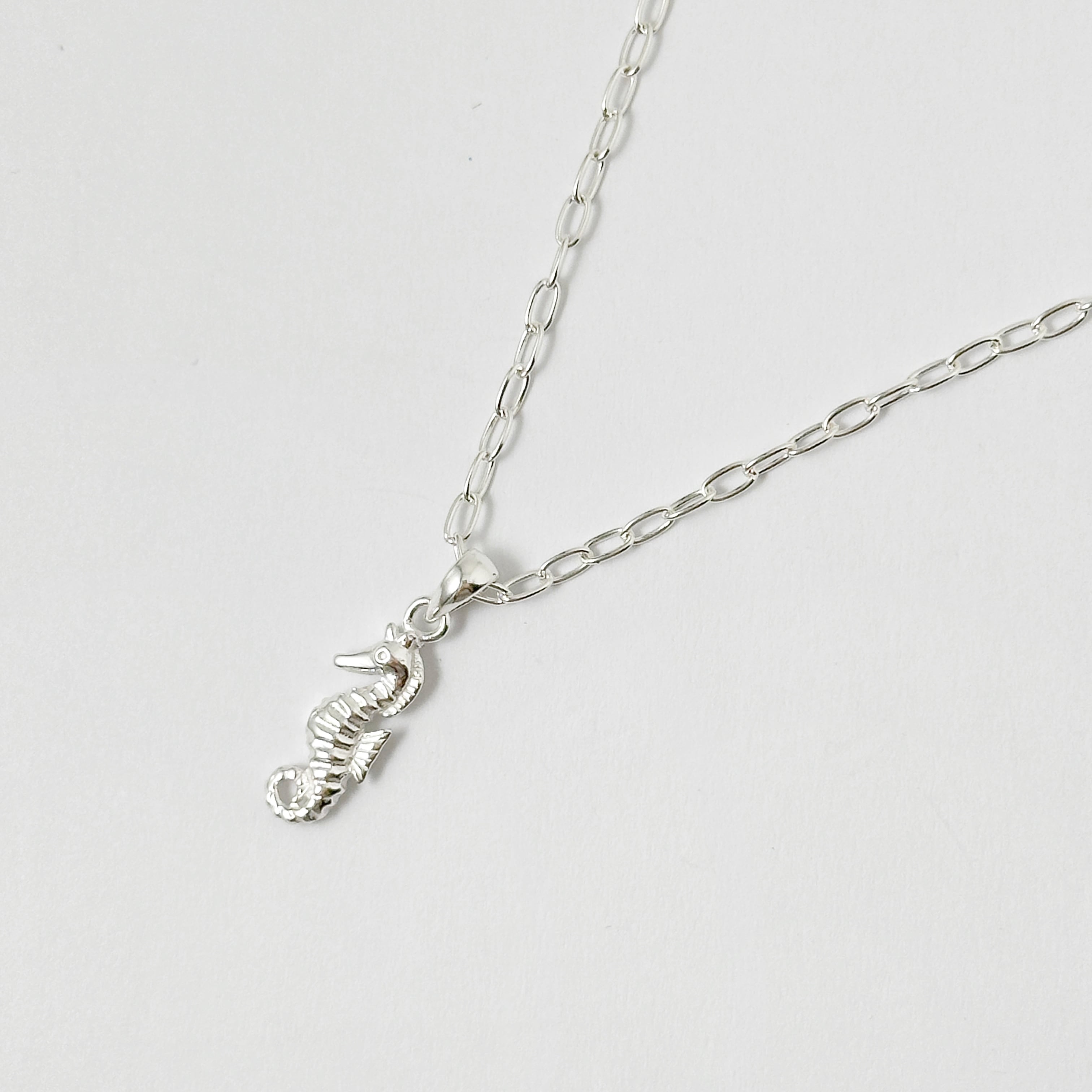 リトル タツノオトシゴ ペンダント （チェーン オプション）ネックレス