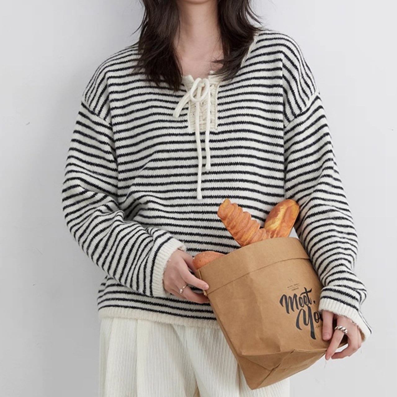 ボーダーレースアップVネックニット KT3513