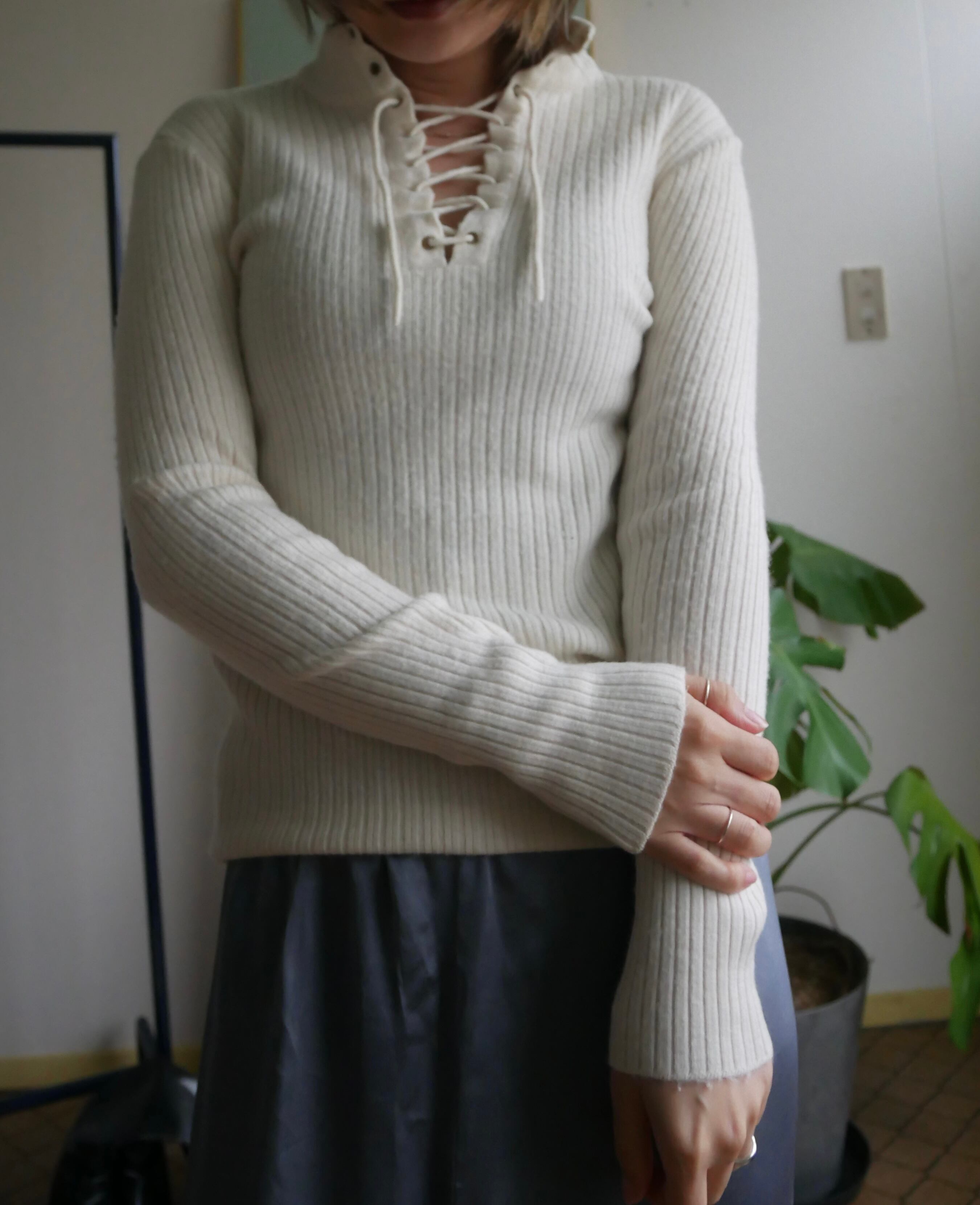 70s-80s Lace-Up High Neck Rib Knit
