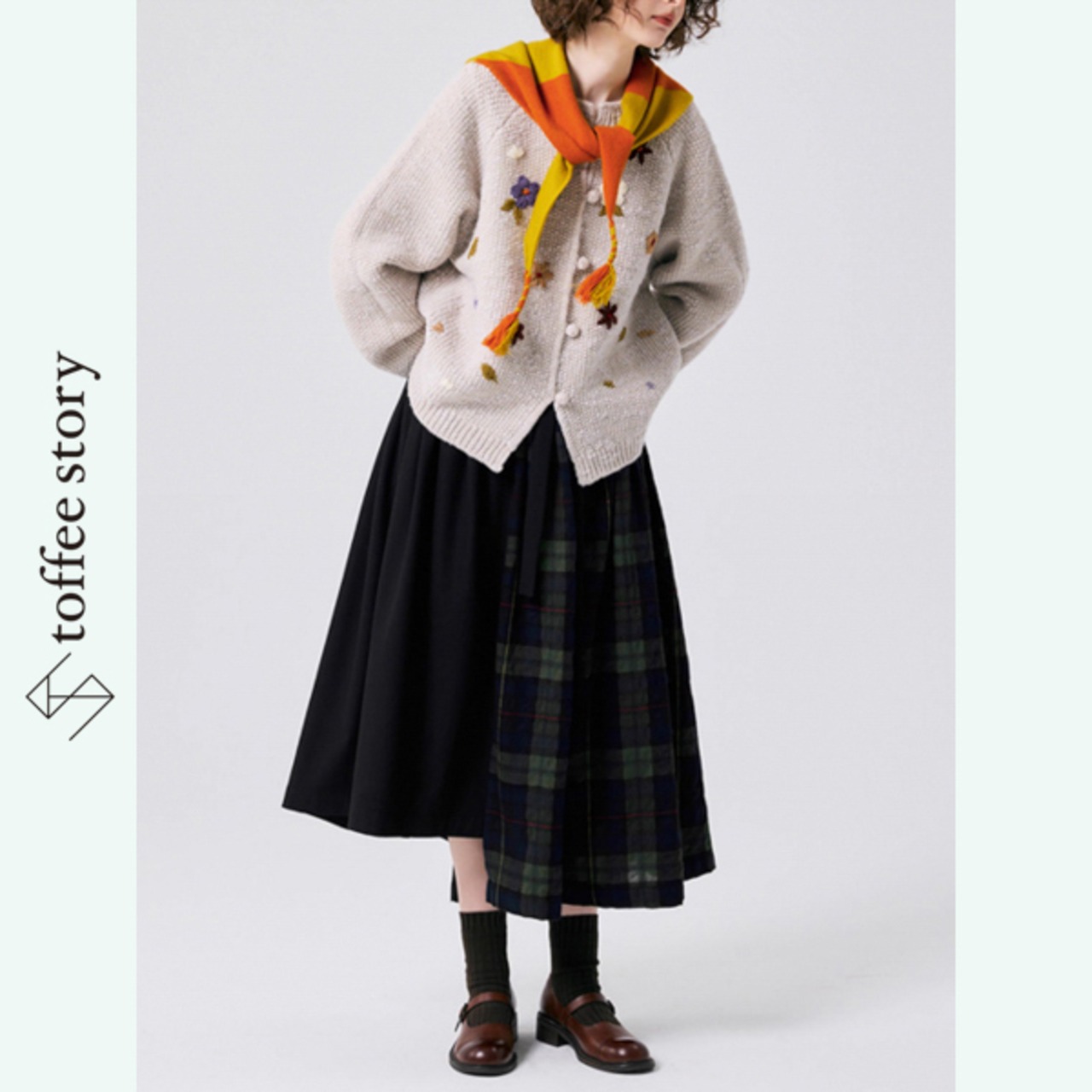 【3color】風と遊ぶ三角タッセルマフラー 《P0275》