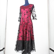 【美品 社交ダンス衣装】ワンピースドレス 黒 ブラック マゼンダピンク レース 花柄 透け感 シースルー かわいい 可愛い 上品