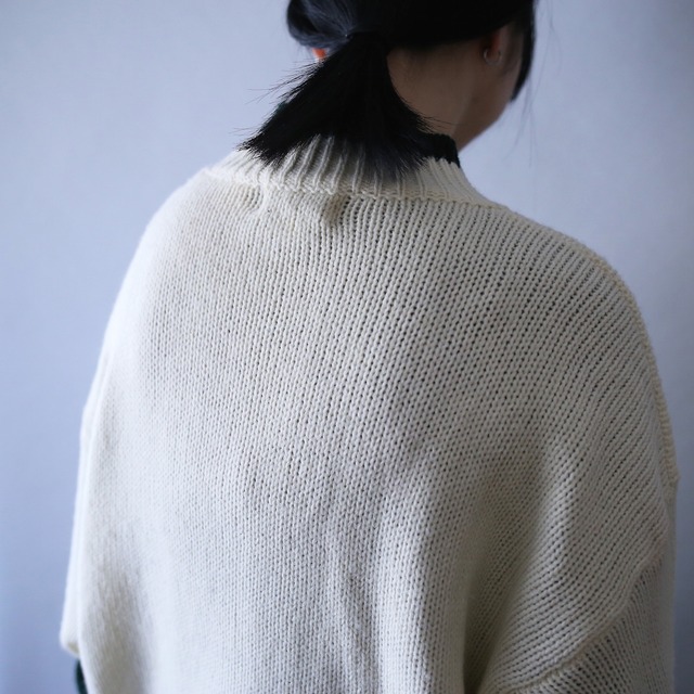 "特殊部隊" border line and human graphic design loose silhouette mock neck sweater