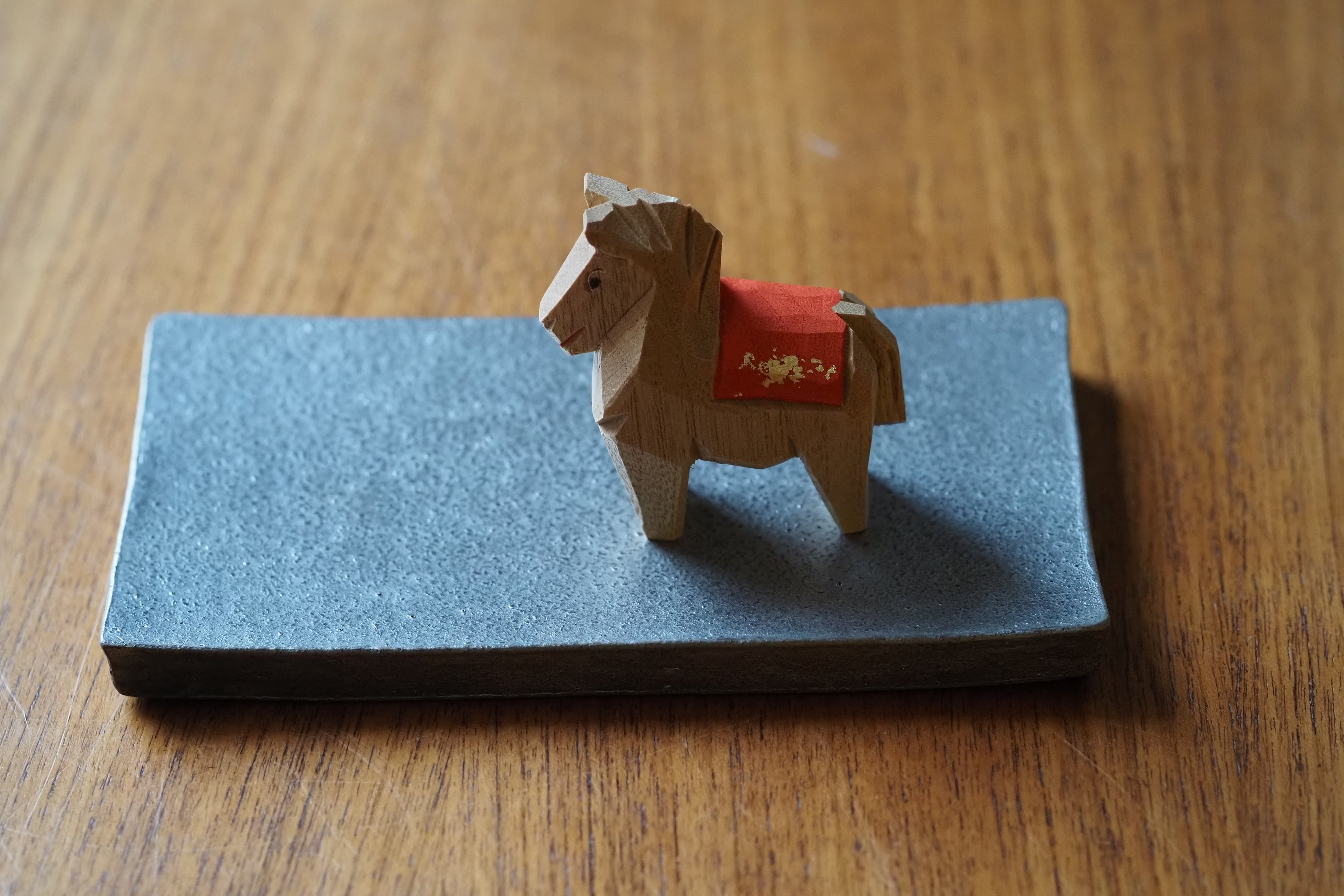 奈良一刀彫 浦弘園 干支「馬 」 | 陶屋なづな