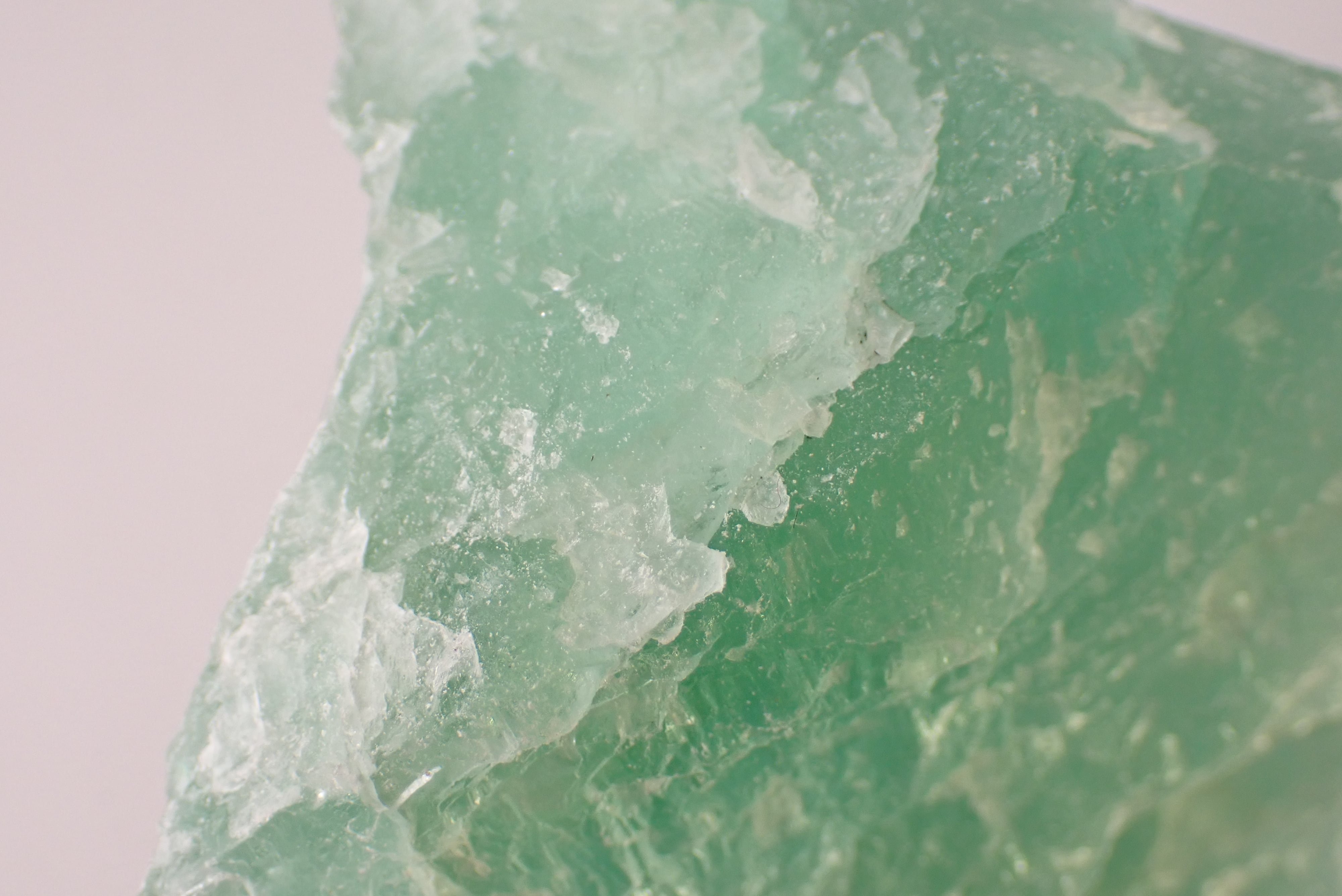 研磨セット】フローライト(原石のみ) 158.79g [D8-46] | differencee