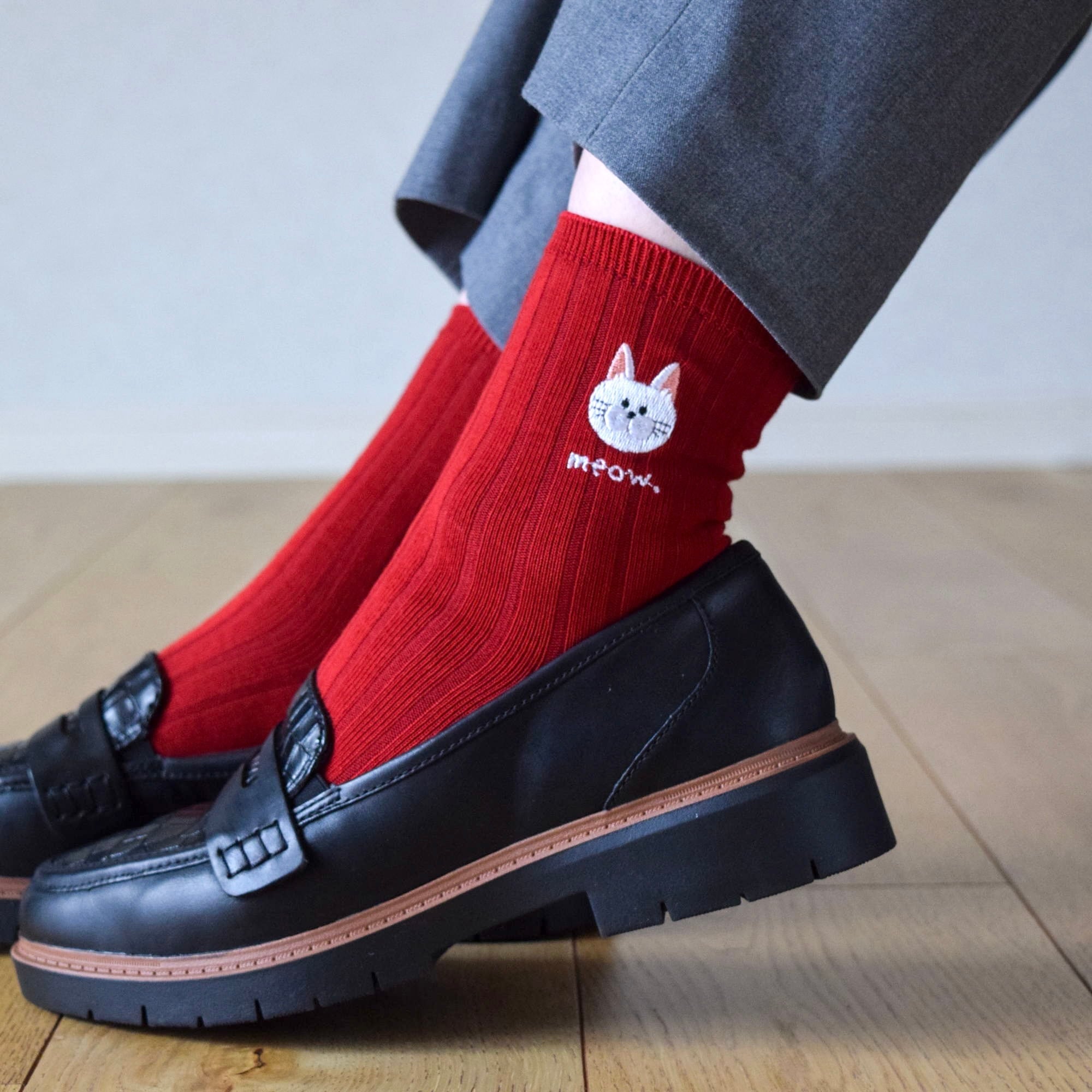 選べる猫29種!レディース刺繍ソックス【レッド】靴下 母の日 記念日 誕生日 うちの子 クリスマス