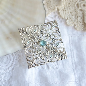 Dione │ シーグラスのヘアクリップ