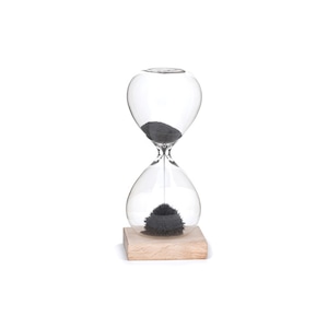 Magnetic Hourglass