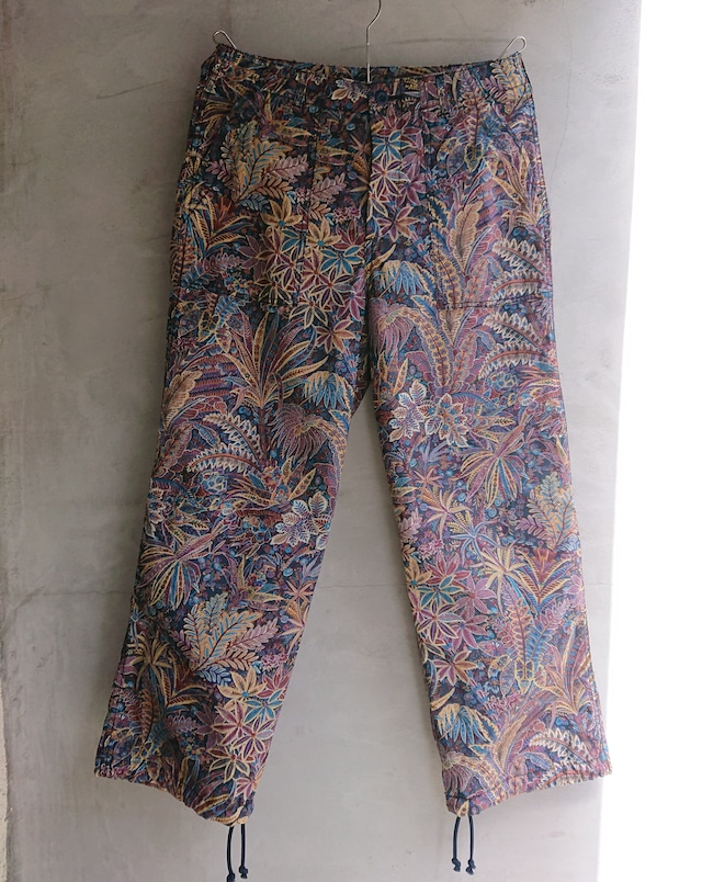 AUTHEN "TROPICAL LEAFCAMO CROPPED BAKER PANTS" Purple Color