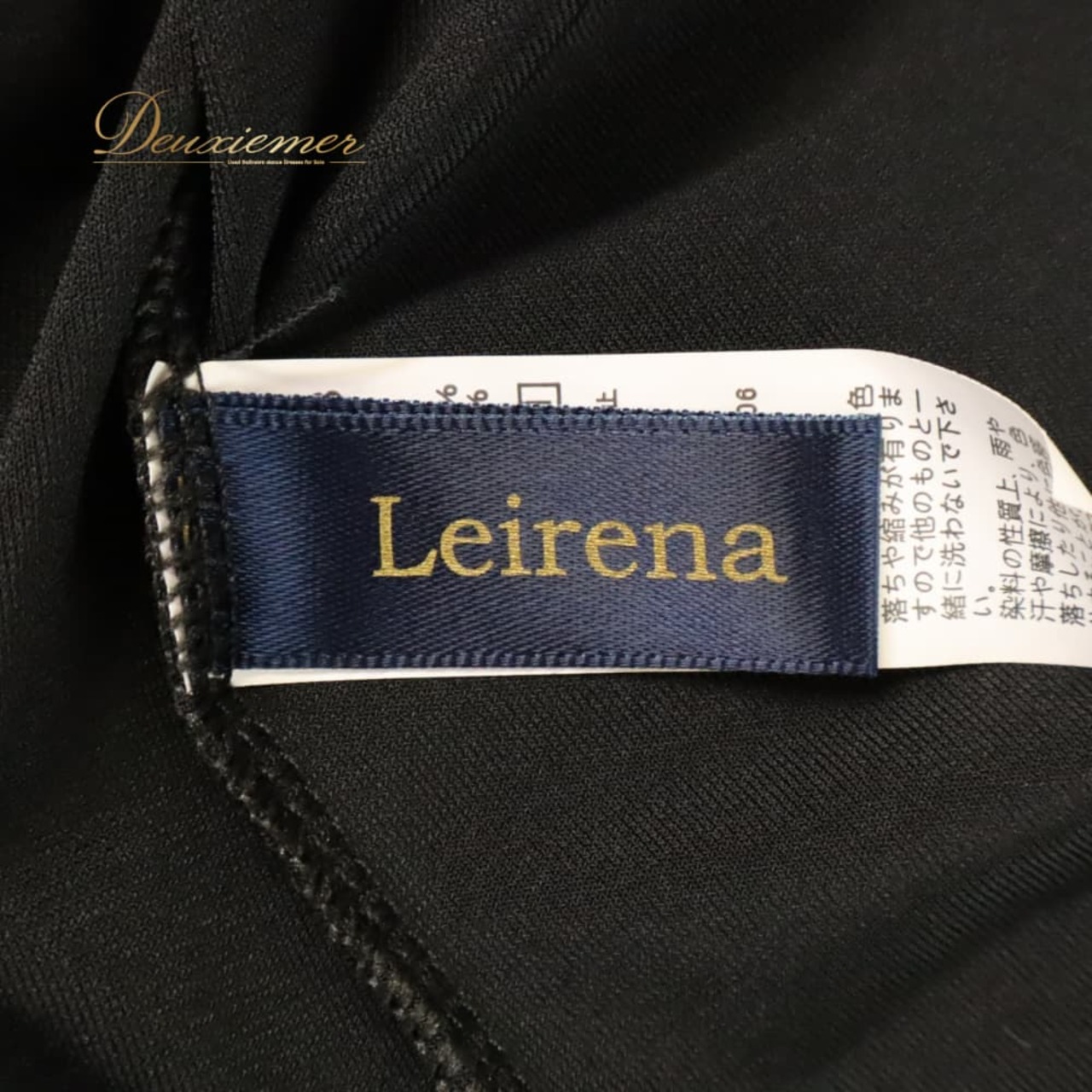 社交ダンス 衣装 Leirena レイリーナ イチオク トップス カットソー レッスンウェア ブラック系 黒 白 チュール袖 透け感 オーガンジー生地 光沢感 フリル 長袖 華やか かわいい おしゃれ 上品 大人っぽい ホワイト系 ダンス 練習 レッスン ダンス衣装 練習着 社交ダンス衣装